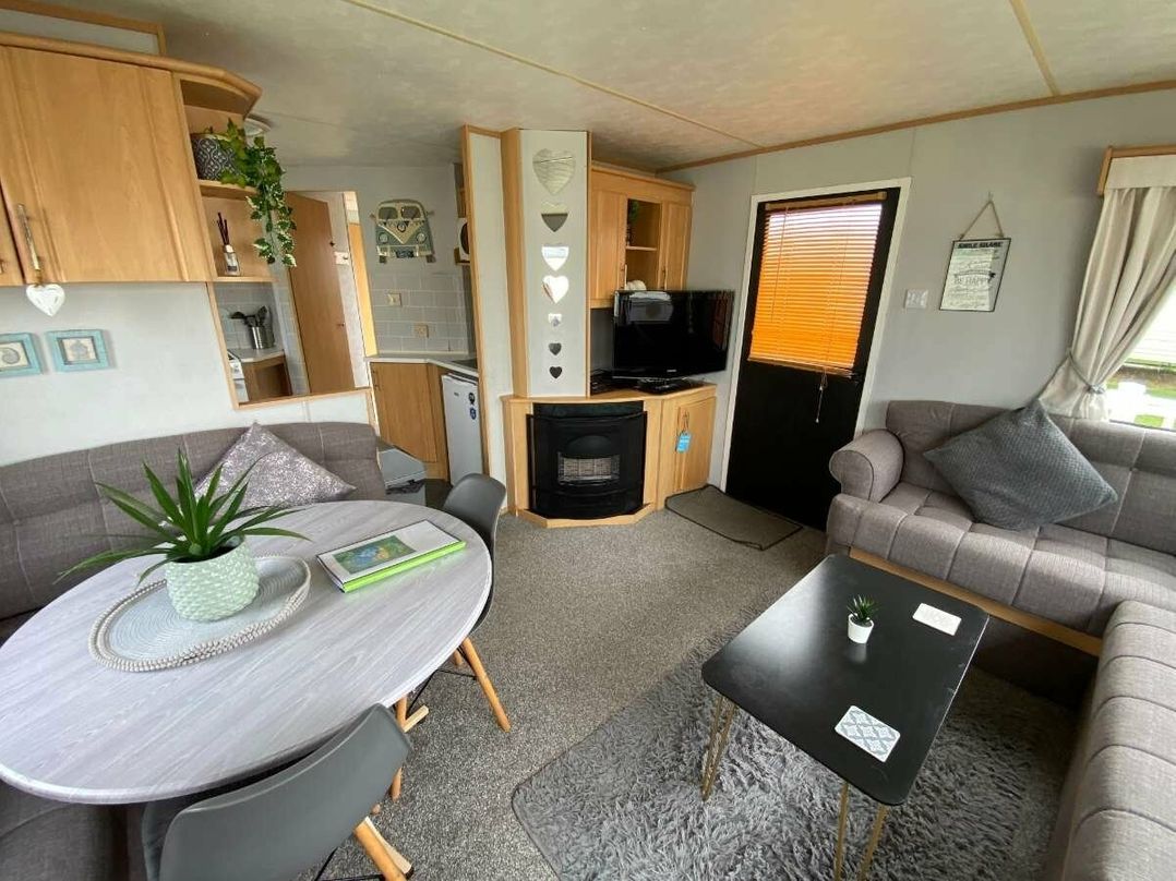 Golden Palm Resort - Holiday Accommodation 18971