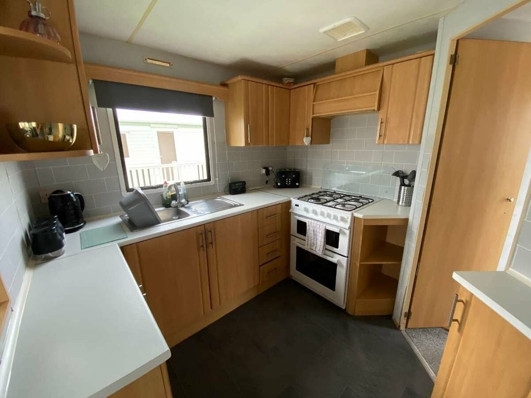 Golden Palm Resort - Holiday Accommodation 18971