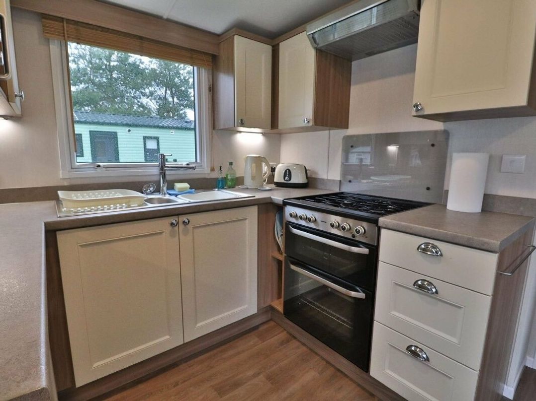 Hafan y Mor Haven - Holiday Accommodation 19004