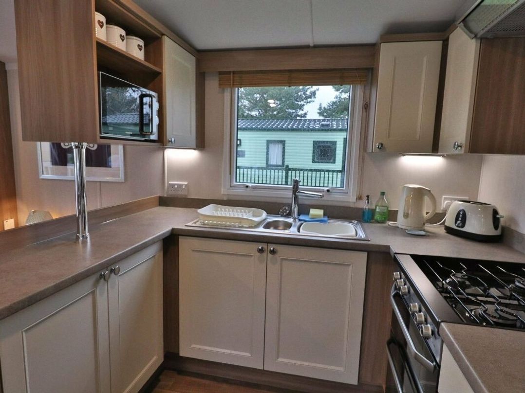 Hafan y Mor Haven - Holiday Accommodation 19004