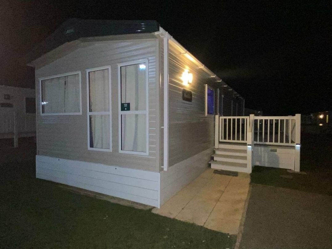 Tattershall Lakes Country Park - Holiday Accommodation 19100