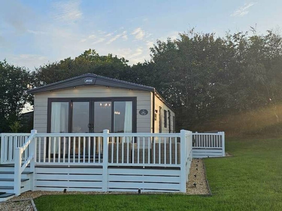 Meadow Lakes Holiday Park - Holiday Accommodation 19138