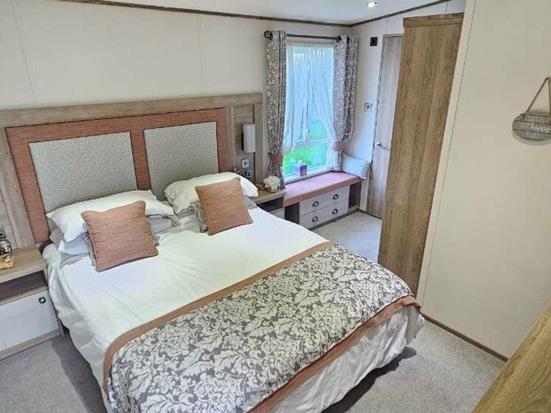 Meadow Lakes Holiday Park - Holiday Accommodation 19138