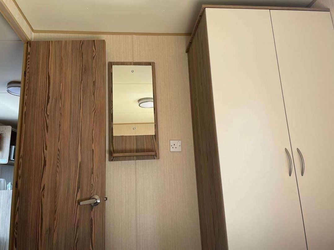 Marton Mere Holiday Village - Holiday Accommodation 19142