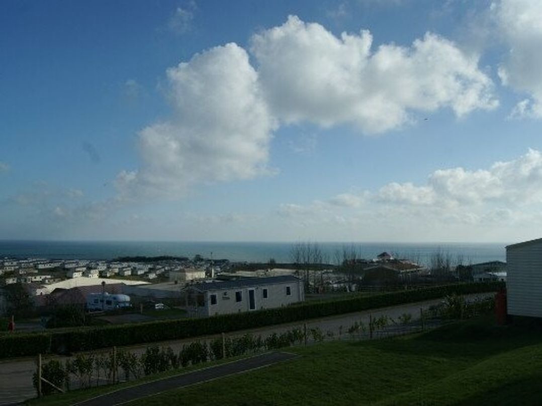 Devon Cliffs Holiday Park - Holiday Accommodation 1915