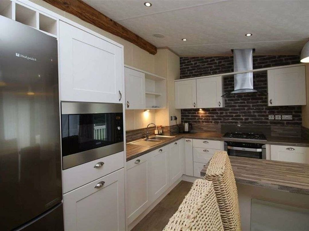 Shorefield Country Park - Holiday Accommodation 1916