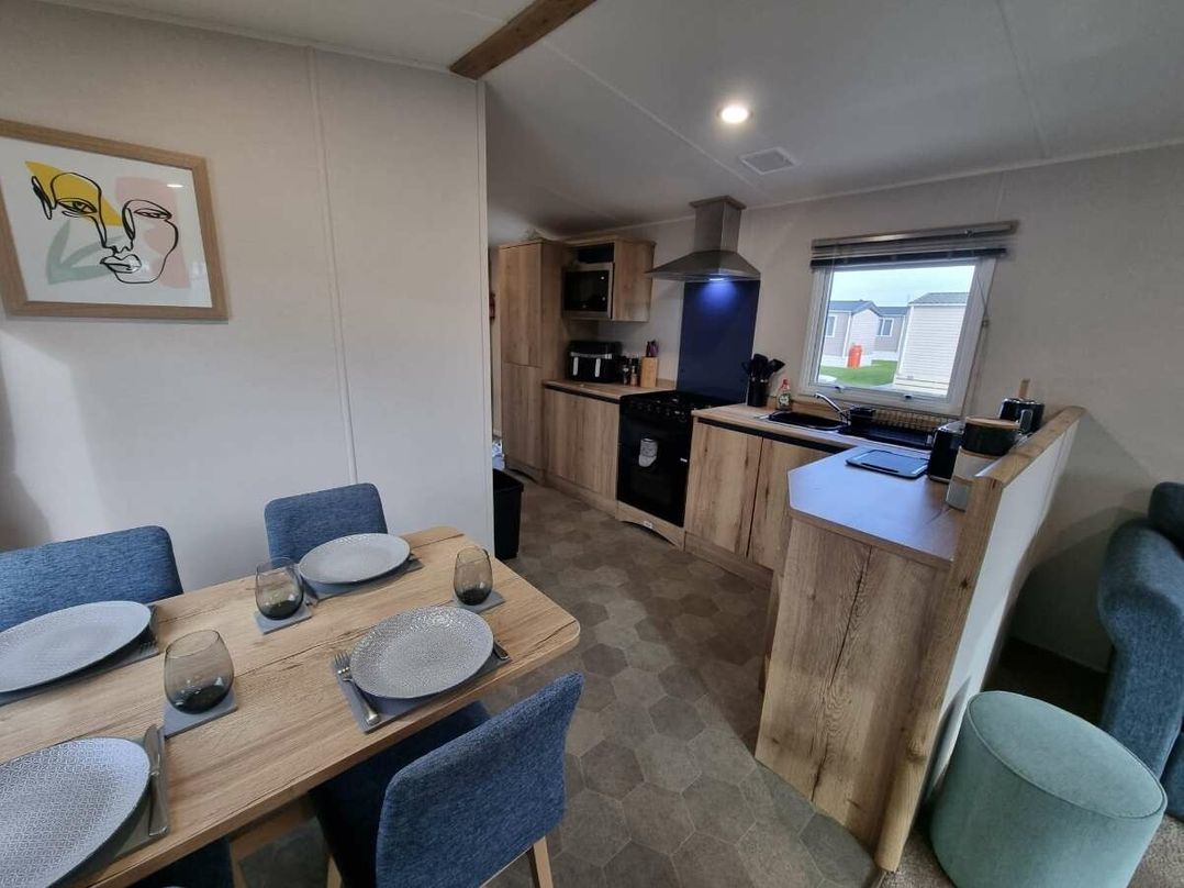 Golden Palm Resort - Holiday Accommodation 19232