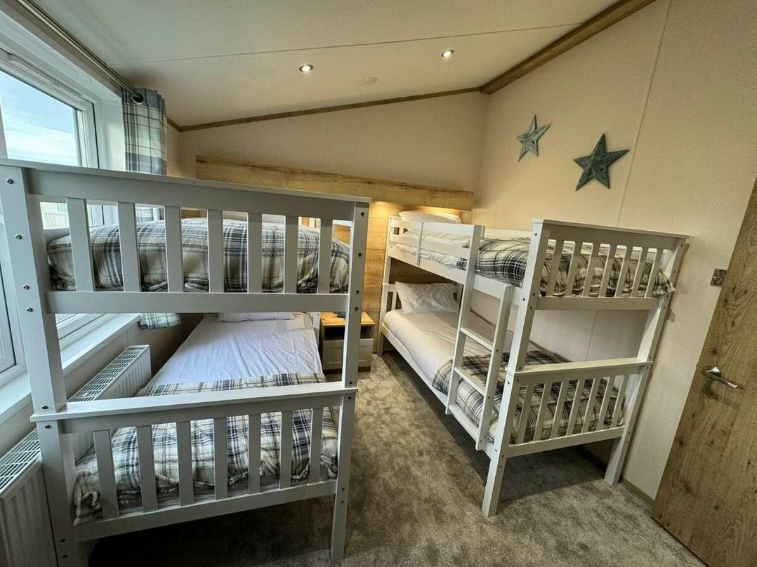 Lilac Blossom Meadow - Holiday Accommodation 19300