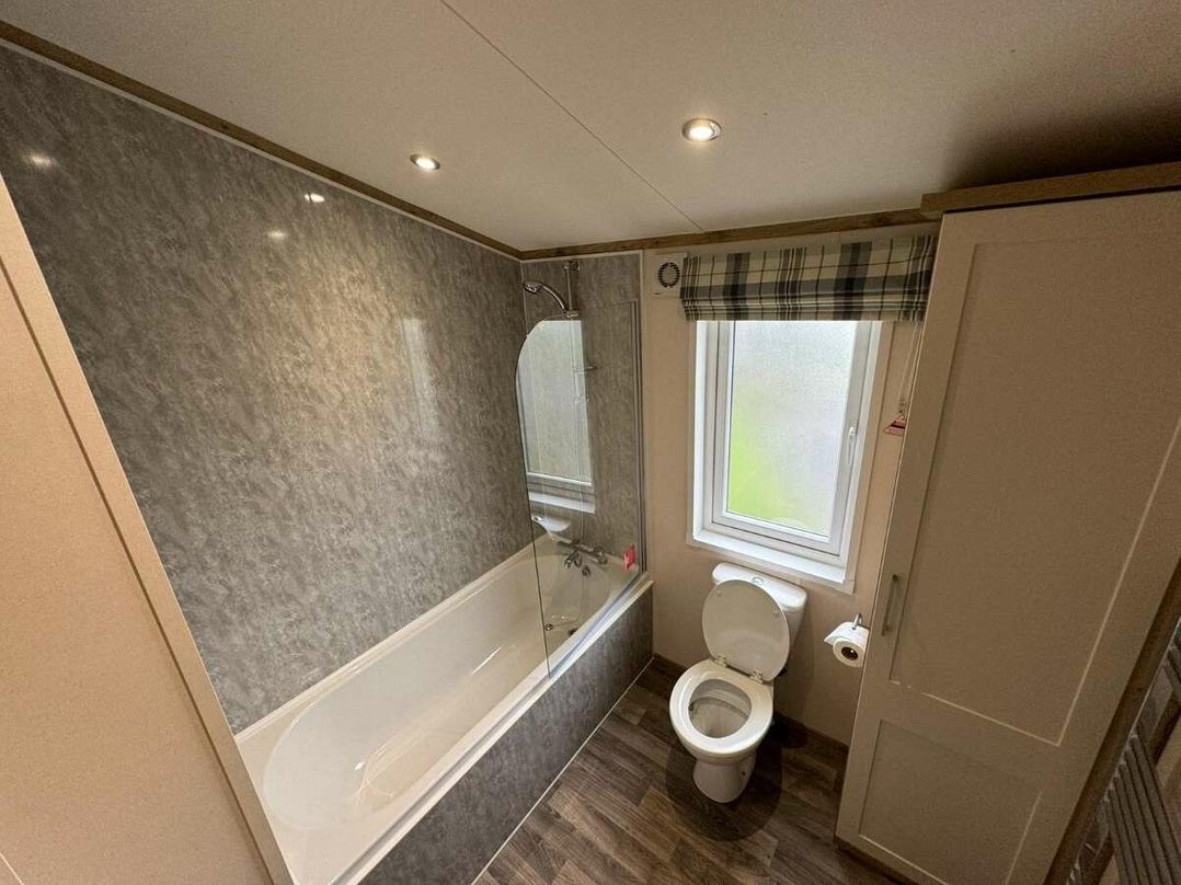 Lilac Blossom Meadow - Holiday Accommodation 19300