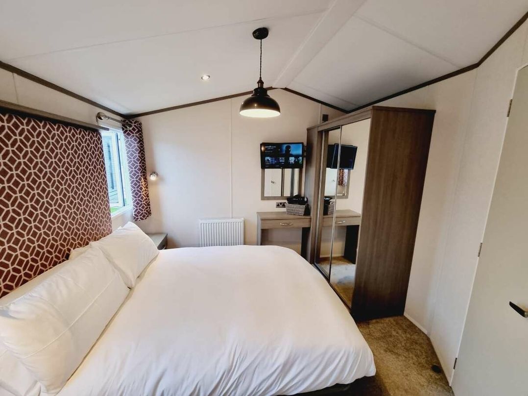 Golden Palm Resort - Holiday Accommodation 19301