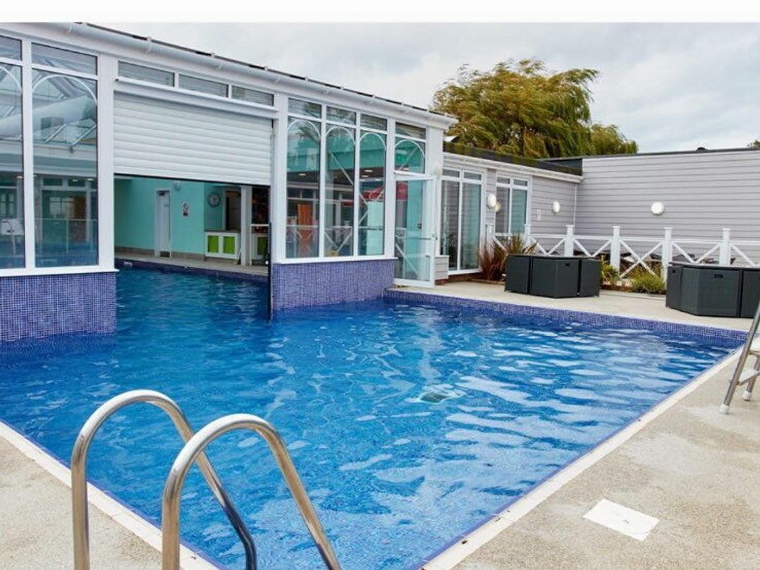 Manor Park Holiday Village - Holiday Accommodation 19353