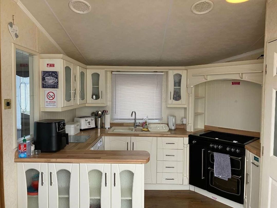 Golden Sands Kinmel Bay - Holiday Accommodation 19361