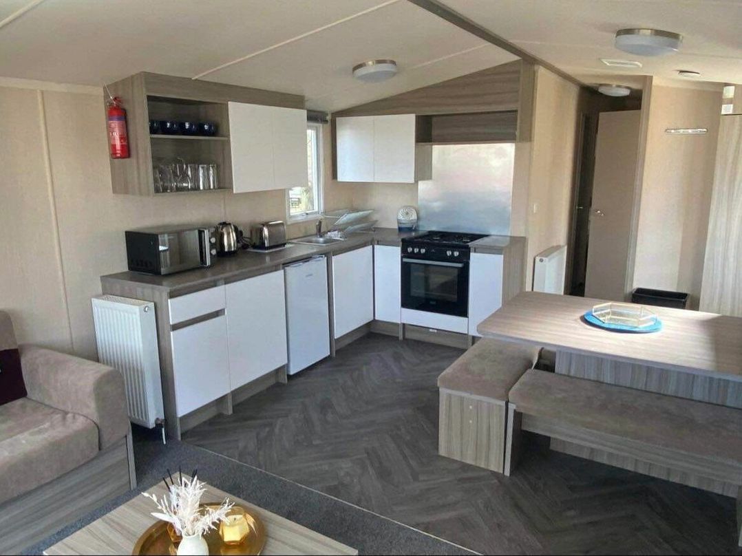 Marton Mere Holiday Village - Holiday Accommodation 19385