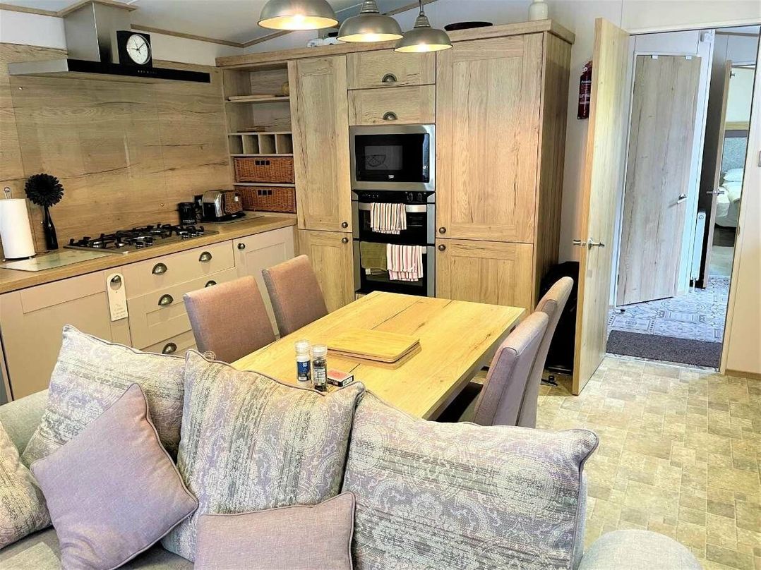 Rockley Park - Holiday Accommodation 19387