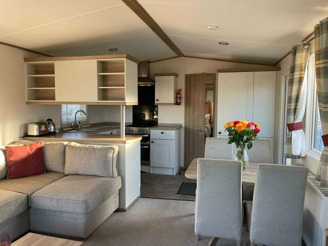 Rockley Park - Holiday Accommodation 19406