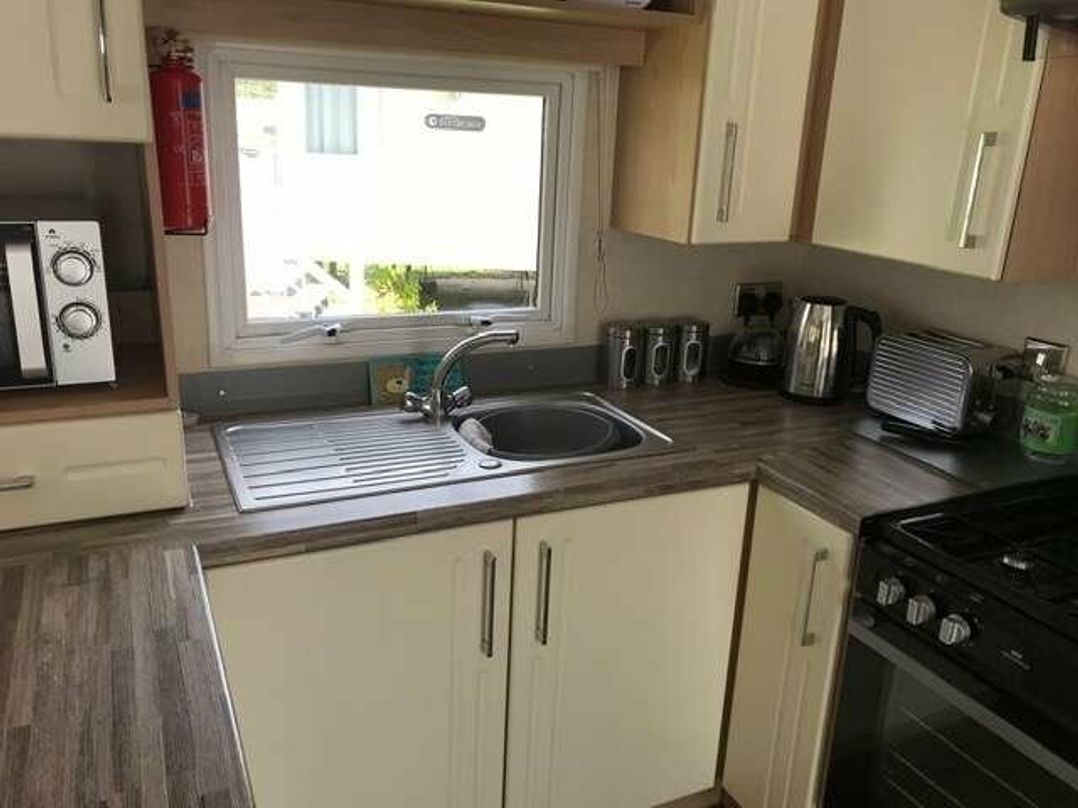 Rockley Park - Holiday Accommodation 19410