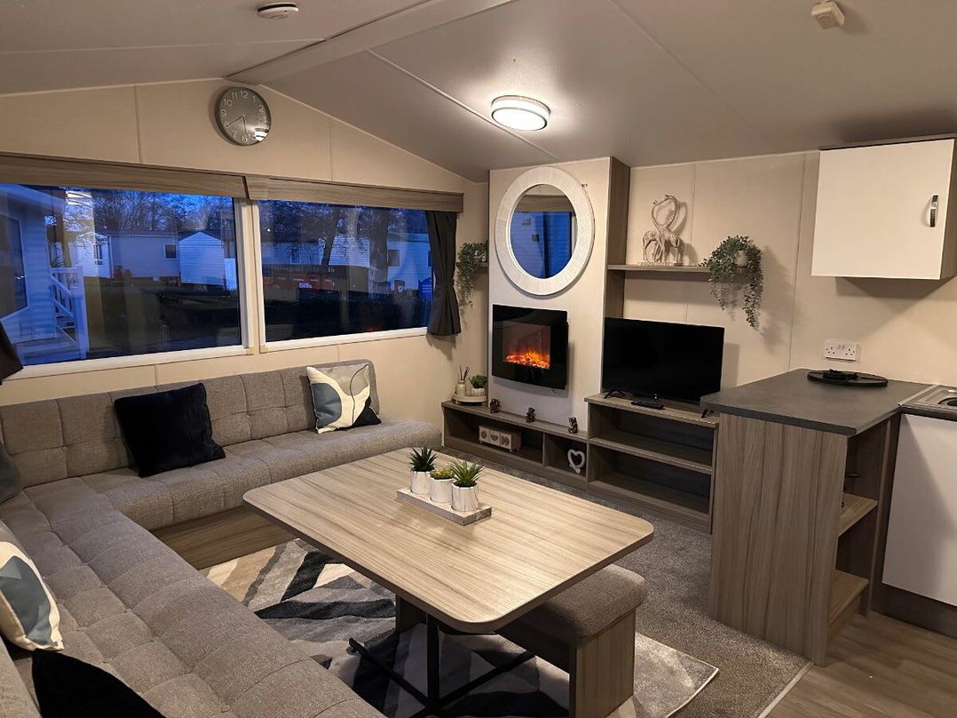 Marton Mere Holiday Village - Holiday Accommodation 19415