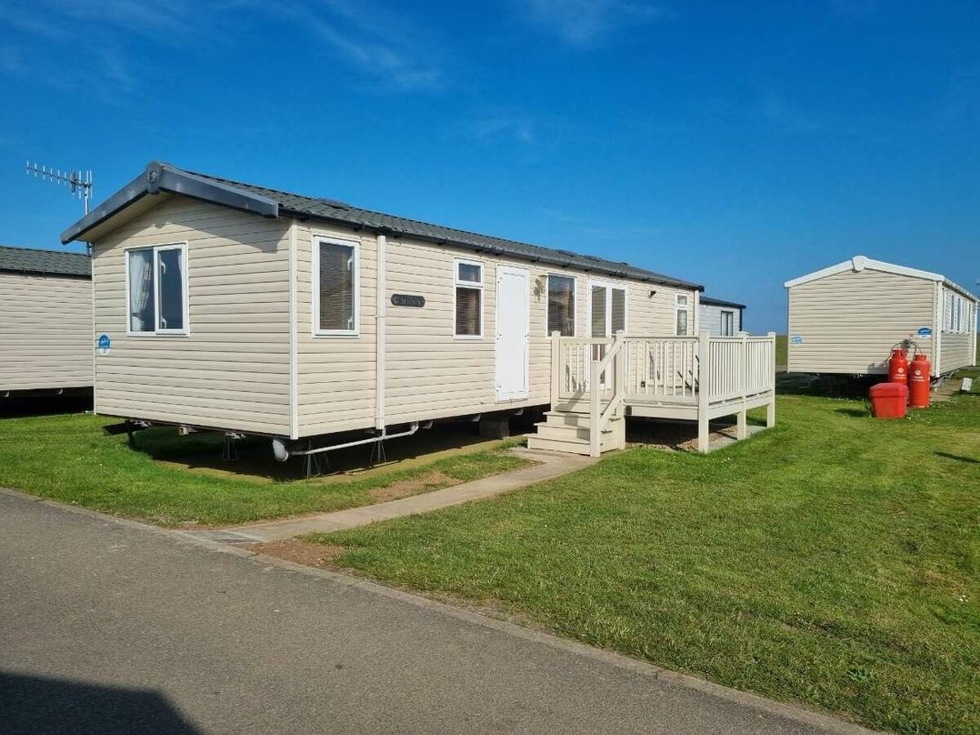 Blue Dolphin Holiday Park - Holiday Accommodation 19443