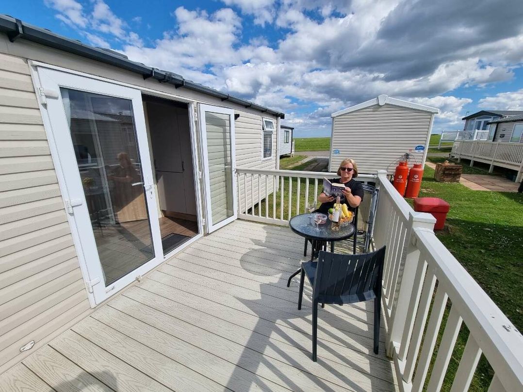 Blue Dolphin Holiday Park - Holiday Accommodation 19443