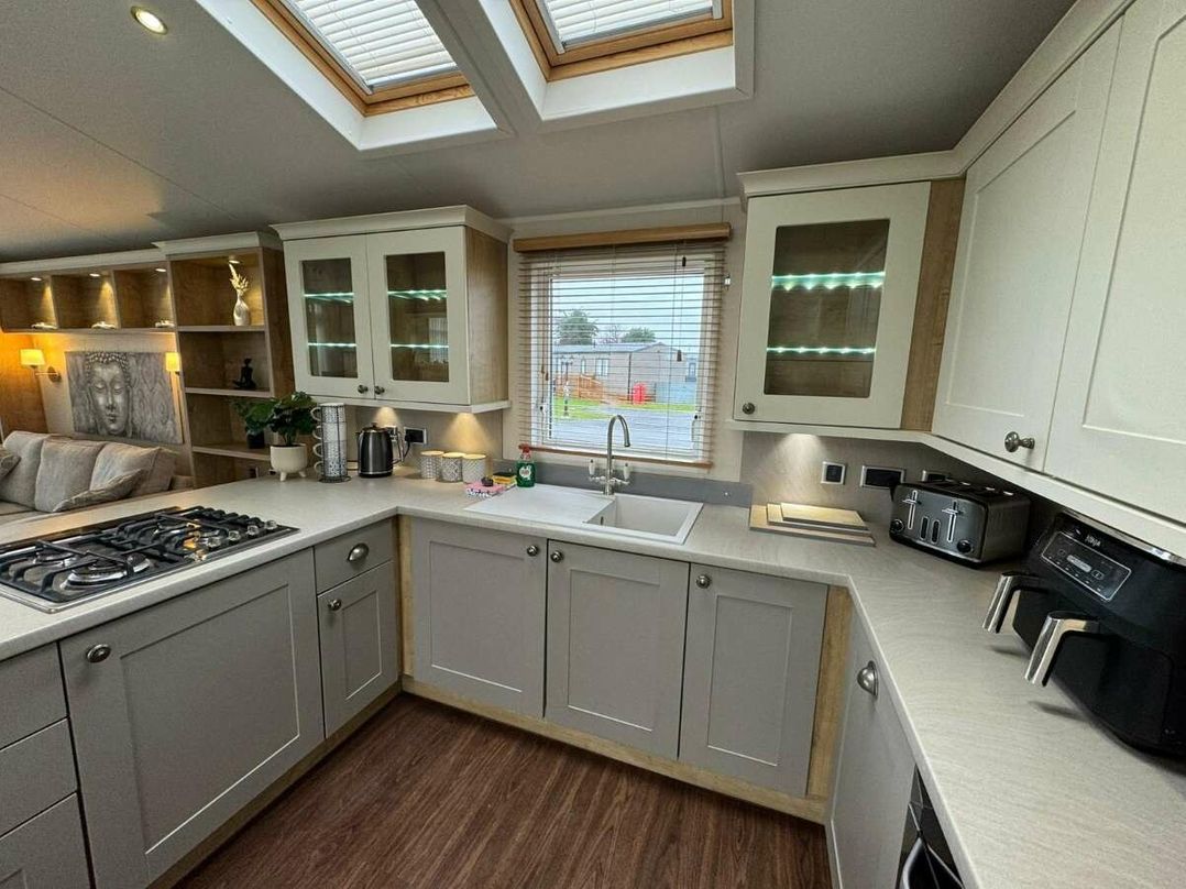 Lilac Blossom Meadow - Holiday Accommodation 19462