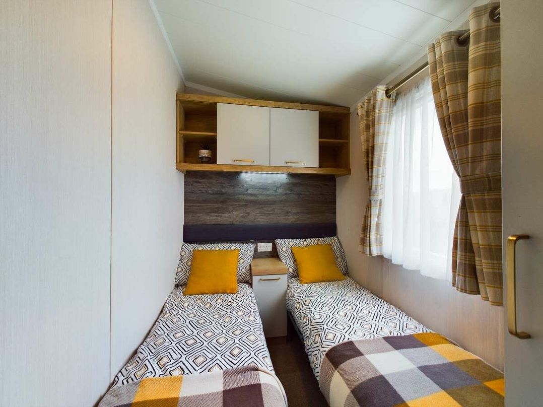 Tattershall Lakes Country Park - Holiday Accommodation 19536