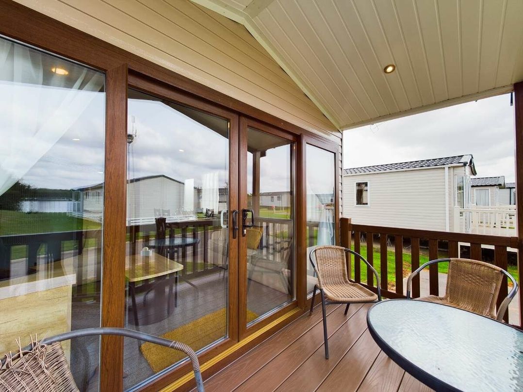 Tattershall Lakes Country Park - Holiday Accommodation 19536