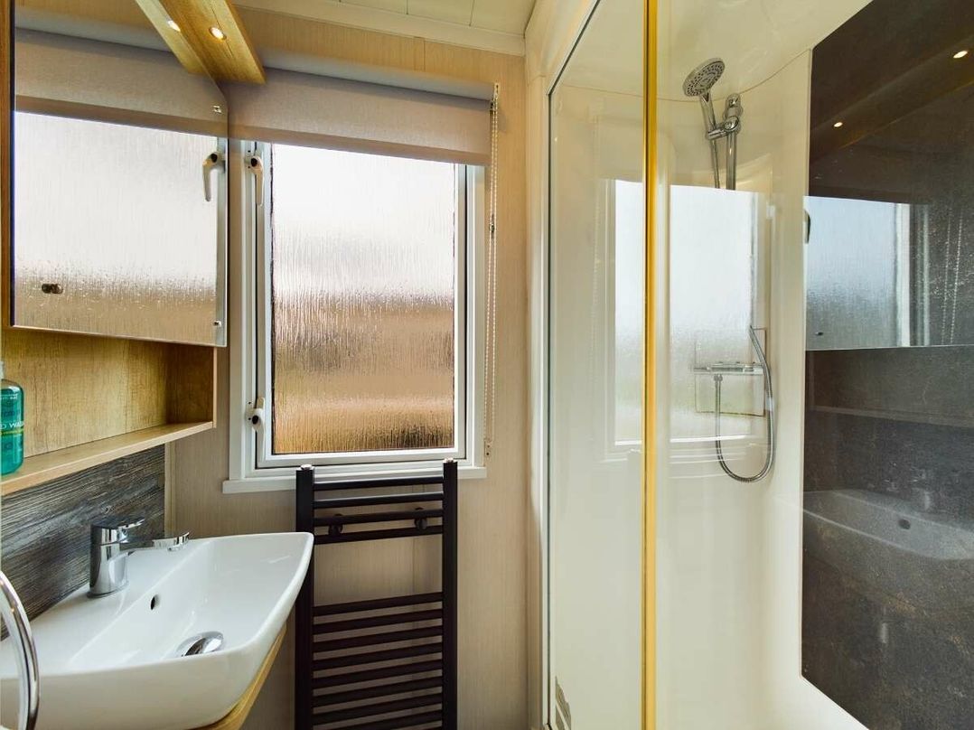 Tattershall Lakes Country Park - Holiday Accommodation 19536