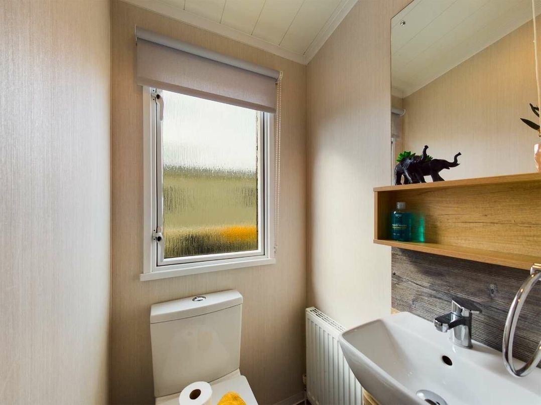 Tattershall Lakes Country Park - Holiday Accommodation 19536