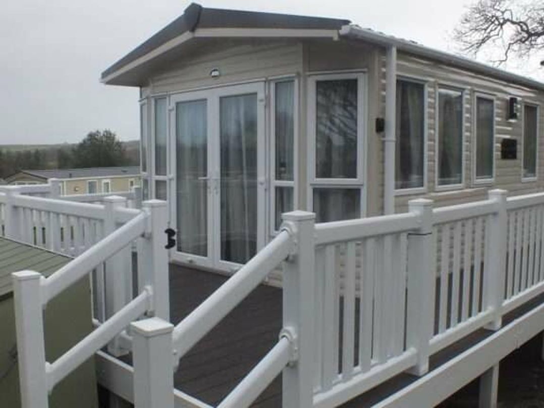 White Acres Holiday Park - Holiday Accommodation 19550