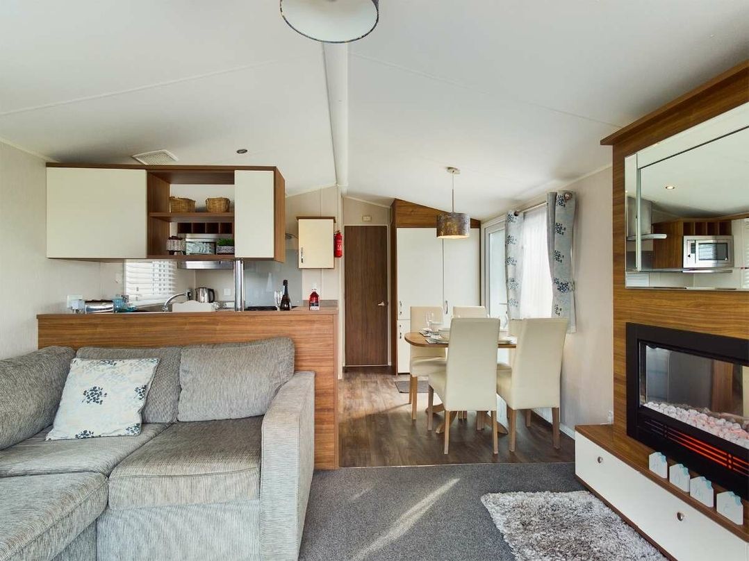 Tattershall Lakes Country Park - Holiday Accommodation 19554