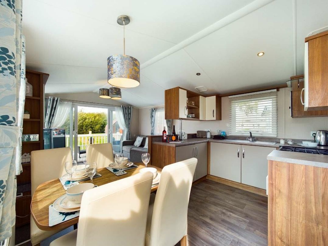 Tattershall Lakes Country Park - Holiday Accommodation 19554