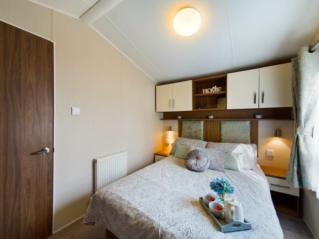 Tattershall Lakes Country Park - Holiday Accommodation 19554