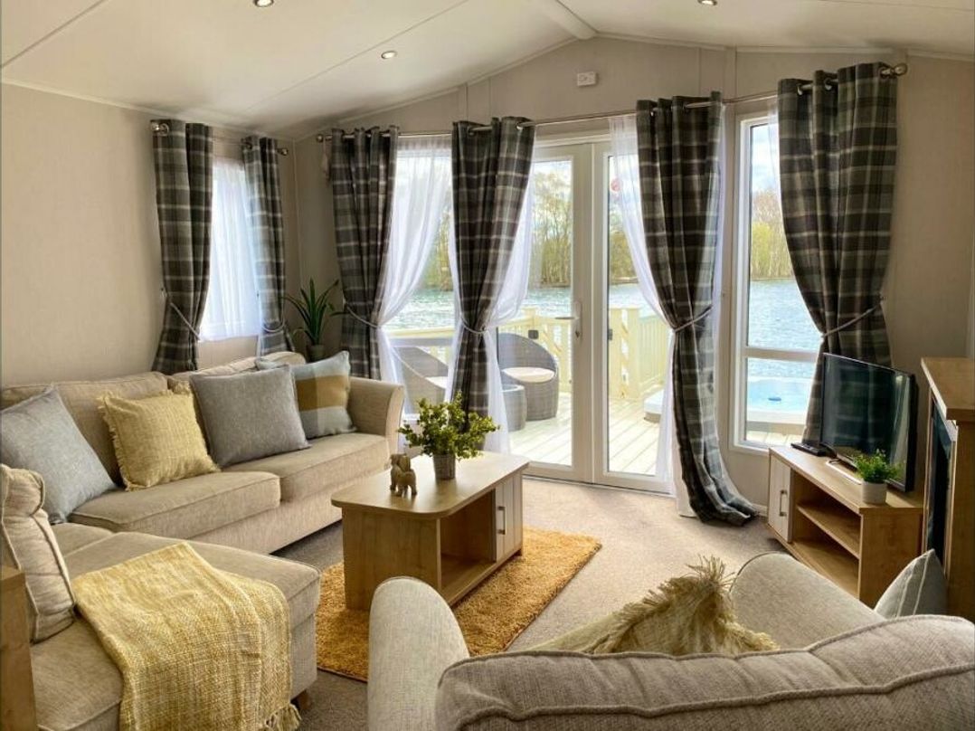 Tattershall Lakes Country Park - Holiday Accommodation 19576