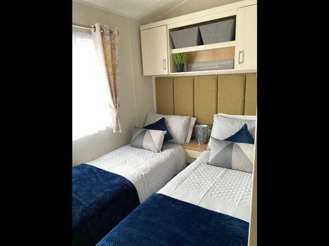 Tattershall Lakes Country Park - Holiday Accommodation 19576