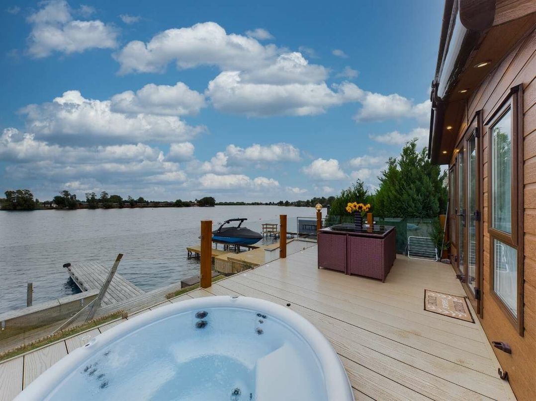 Tattershall Lakes Country Park - Holiday Accommodation 19578