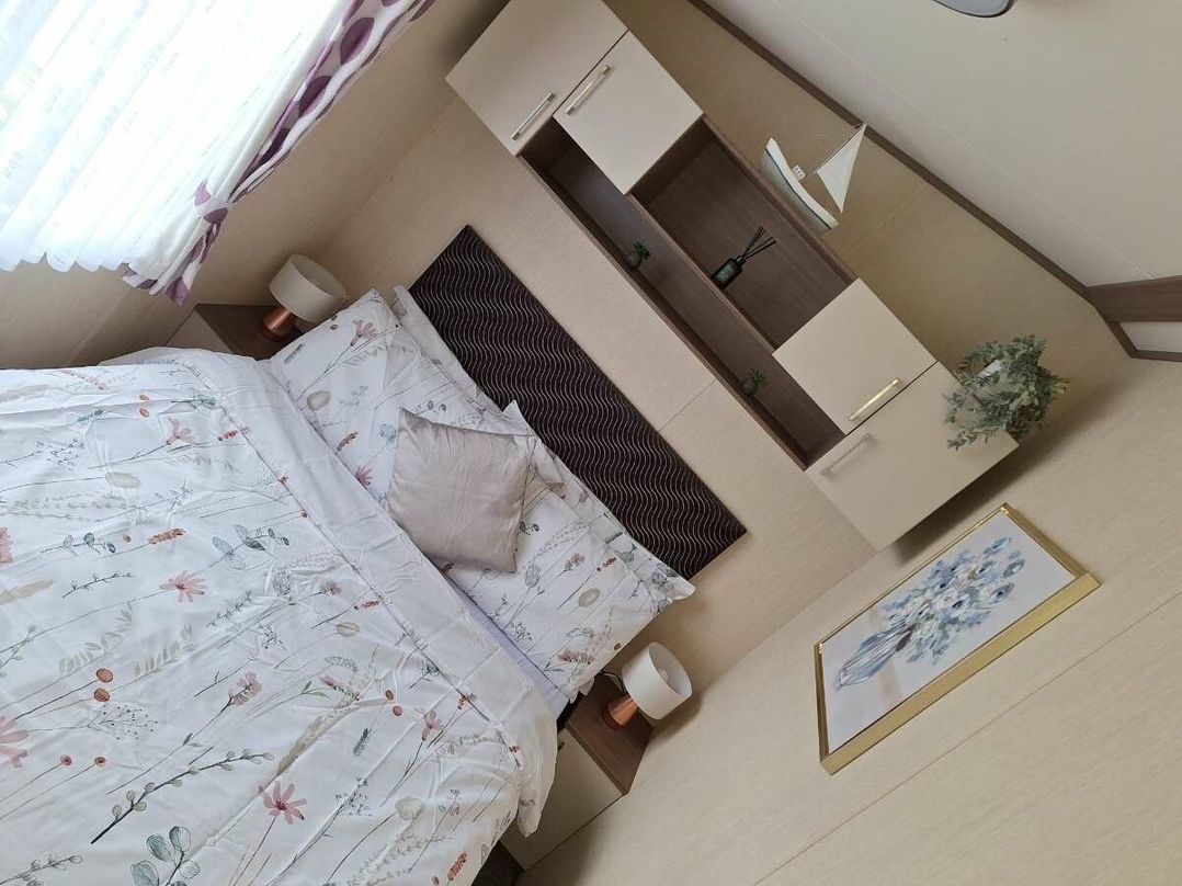 Broadland Sands - Holiday Accommodation 19629