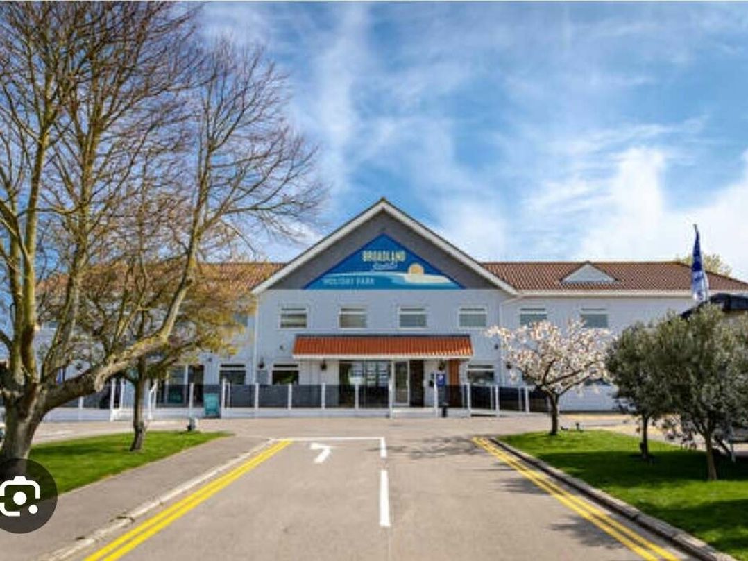 Broadland Sands - Holiday Accommodation 19629