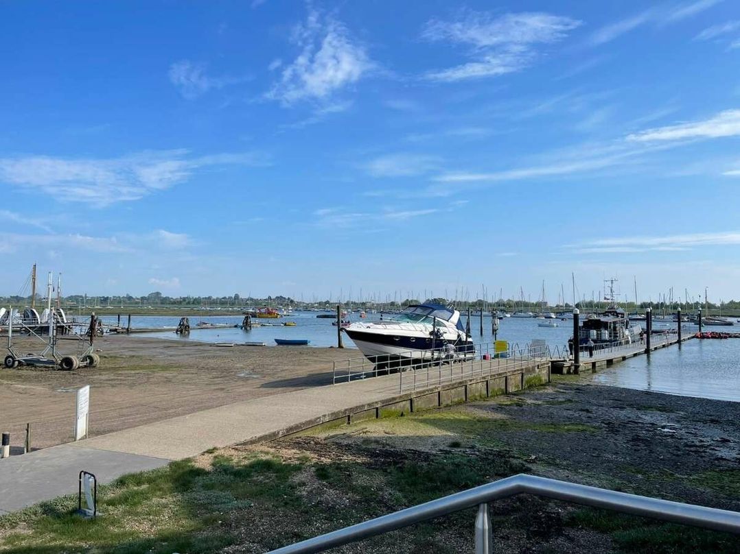 Broadland Sands - Holiday Accommodation 19629