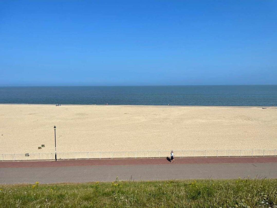 Broadland Sands - Holiday Accommodation 19629