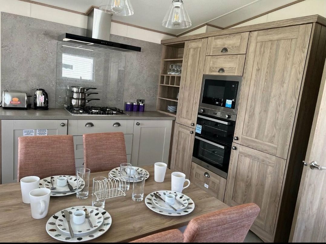 Marton Mere Holiday Village - Holiday Accommodation 19630