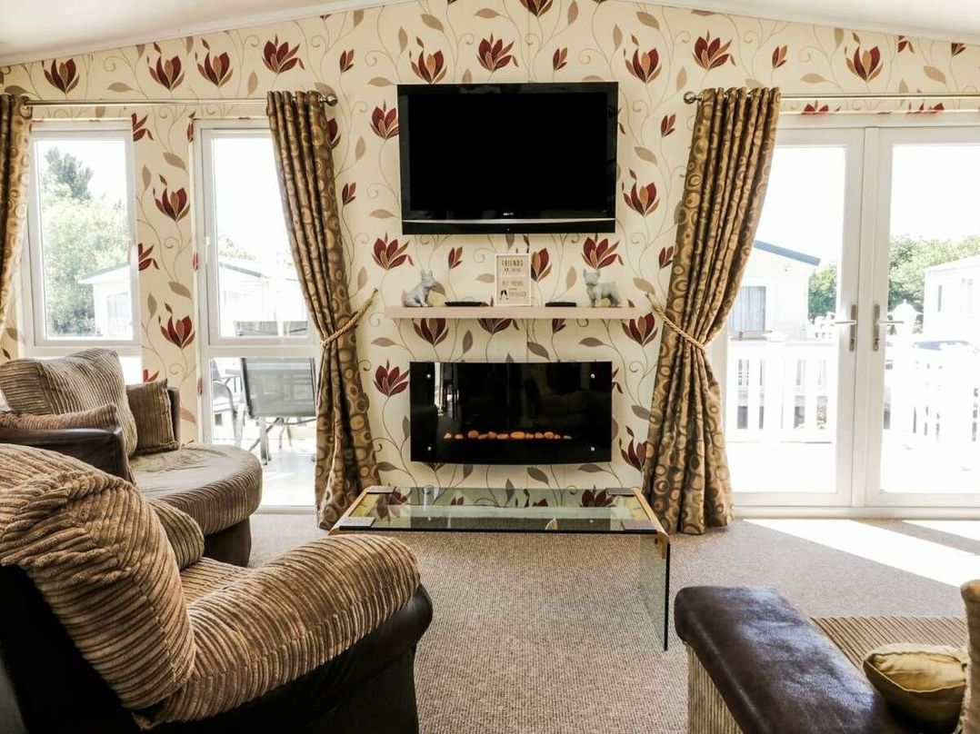 Cayton Bay Caravan Park - Holiday Accommodation 19644