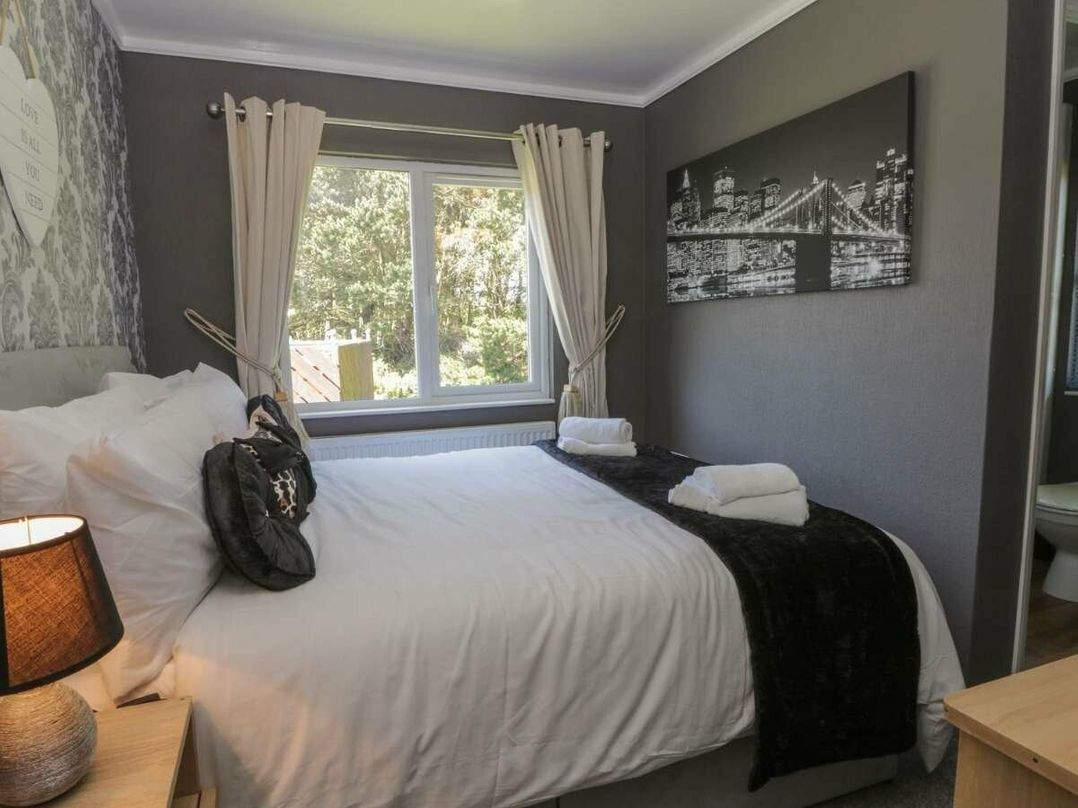 Cayton Bay Caravan Park - Holiday Accommodation 19644