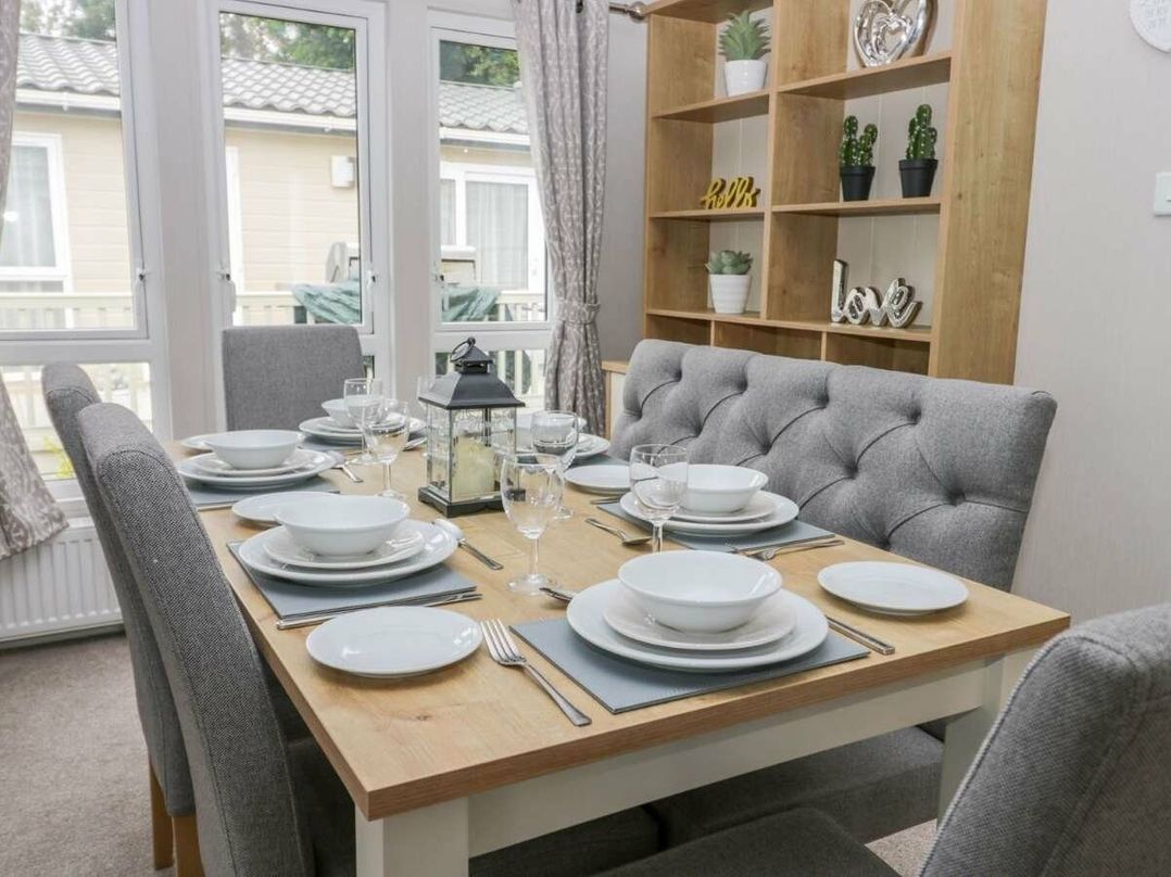 Cayton Bay Caravan Park - Holiday Accommodation 19647