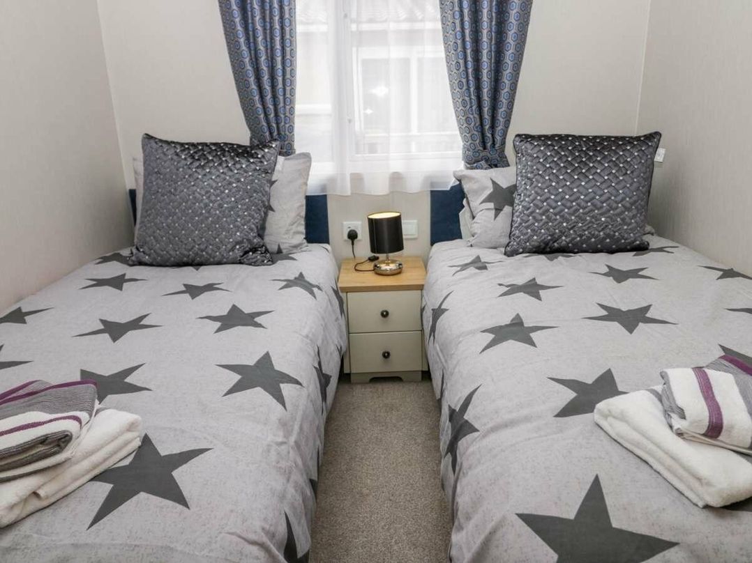 Cayton Bay Caravan Park - Holiday Accommodation 19647