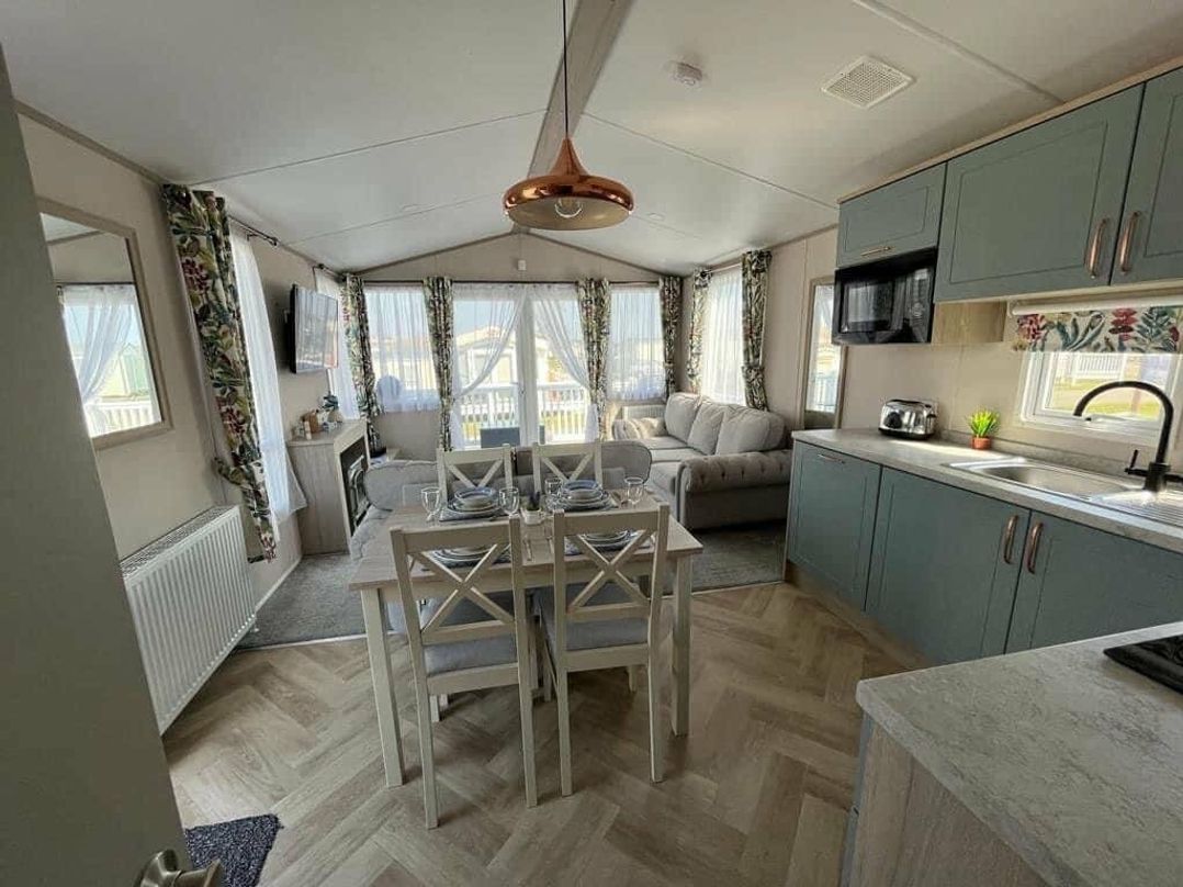 Hopton Holiday Village - Holiday Accommodation 19689