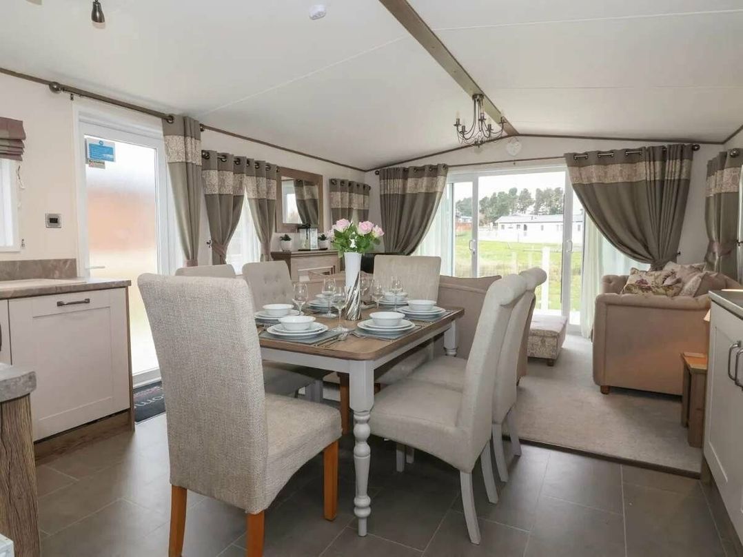 Cayton Bay Caravan Park - Holiday Accommodation 19719