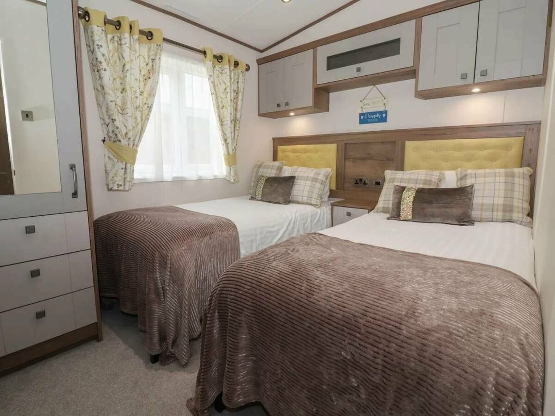 Cayton Bay Caravan Park - Holiday Accommodation 19719