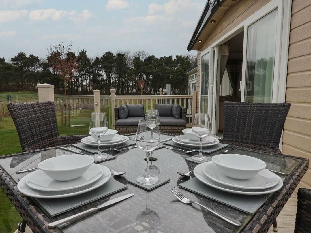 Cayton Bay Caravan Park - Holiday Accommodation 19719