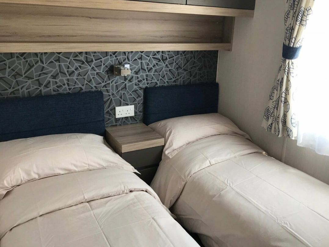 Pinewoods Holiday Park - Holiday Accommodation 19805