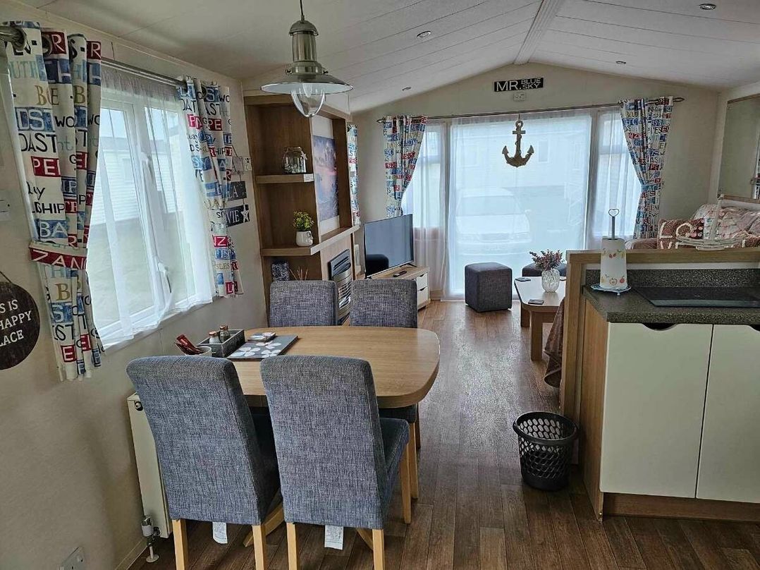 Caister Holiday Park - Holiday Accommodation 19814